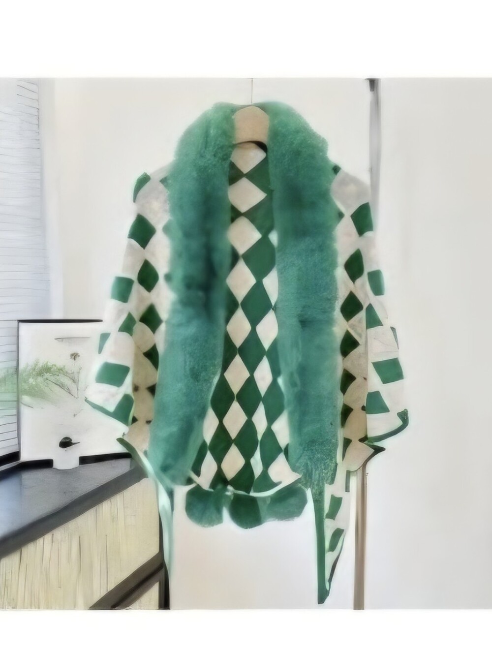 NEW ELEGANT RHOMBIC KNITTED SHAWL CAPE ONE SIZES: FITS UP TO 2XL